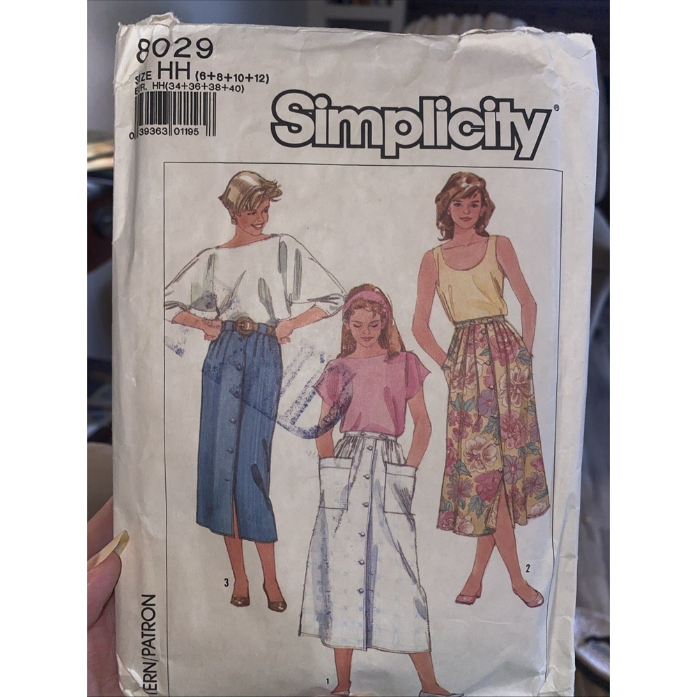 Vintage 1987 Simplicity Skirt Sewing Pattern 8029 Size 6-12 Cut Complete